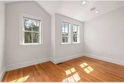 482 E Fourth Street #4, Boston, MA 02127 - Photo 13