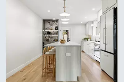 34-36 Governors Winthrop Rd #A, Somerville, MA 02145 - Photo 5