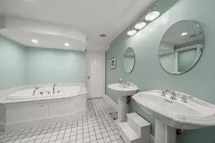 35 Grandview Ave, Medford, MA 02155 - Photo 33