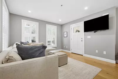 126 Elm Street #2, Boston, MA 02129 - Photo 5