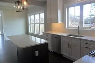87 E Main St, Hopkinton, MA 01748 - Photo 5