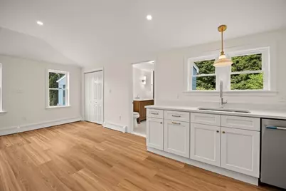 75 Ottawa St, Attleboro, MA 02703 - Photo 17