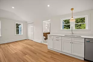 75 Ottawa St, Attleboro, MA 02703 - Photo 17