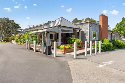1019 Us-6, Wellfleet, MA 02633 - Photo 1