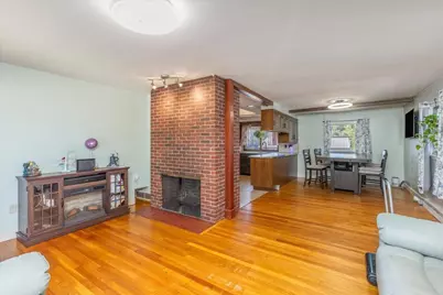 57 Elm St, Salisbury, MA 01952 - Photo 11