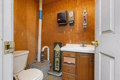 57 Elm St, Salisbury, MA 01952 - Photo 35
