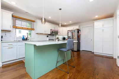 51 Phillips #51, Watertown, MA 02472 - Photo 7