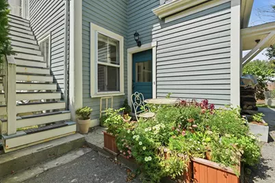 139 Summer St #1, Watertown, MA 02472 - Photo 5