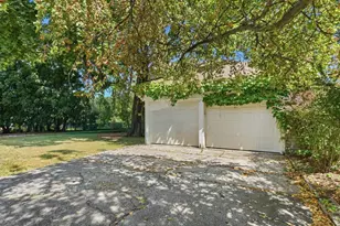 139 Summer St, Watertown, MA 02472 - Photo 3