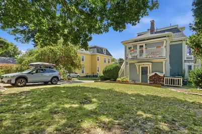 139 Summer St #1, Watertown, MA 02472 - Photo 3