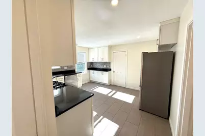 11 Melbourne Ave. #1, Newton, MA 02460 - Photo 7