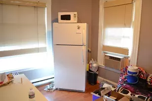 34 Chestnut St, Wakefield, MA 01880 - Photo 5