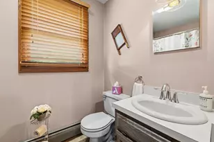 137 Doreen St, New Bedford, MA 02745 - Photo 31