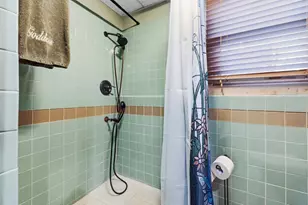 137 Doreen St, New Bedford, MA 02745 - Photo 33