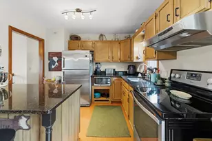 137 Doreen St, New Bedford, MA 02745 - Photo 9