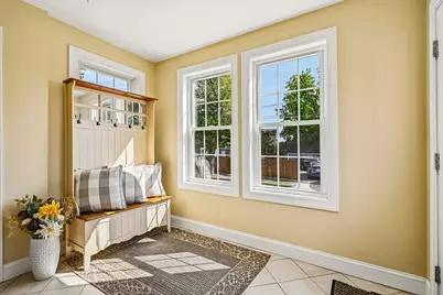 62-64 Hampshire St, Methuen, MA 01844 - Photo 5