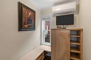 359 Commercial St, Provincetown, MA 02657 - Photo 11