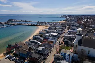 359 Commercial St, Provincetown, MA 02657 - Photo 33