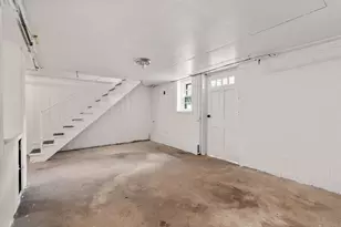 3 Hampton St, Worcester, MA 01604 - Photo 11
