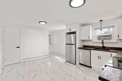 3 Hampton St, Worcester, MA 01604 - Photo 3