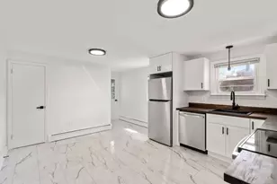 3 Hampton St, Worcester, MA 01604 - Photo 3