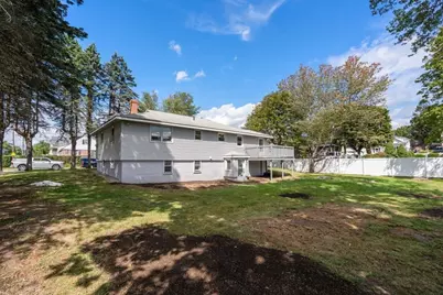 3 Hampton St, Worcester, MA 01604 - Photo 15