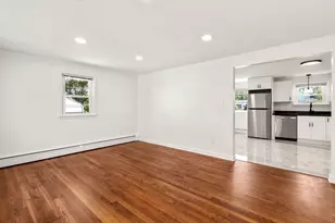 3 Hampton St, Worcester, MA 01604 - Photo 5