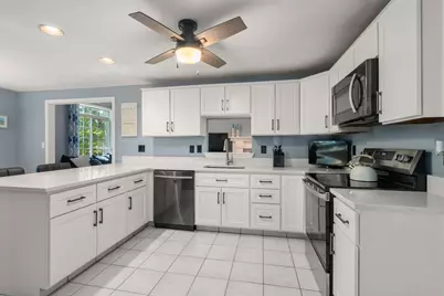 20 Wexford Dr, Mansfield, MA 02048 - Photo 3