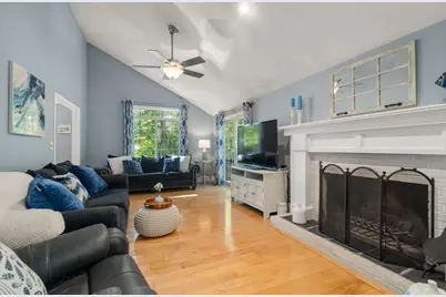 20 Wexford Dr, Mansfield, MA 02048 - Photo 9