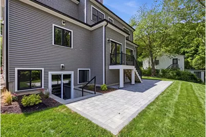 174 Winn St, Burlington, MA 01803 - Photo 41