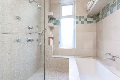 13 Wellington St, Boston, MA 02118 - Photo 11