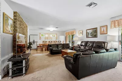 205 Gardner Rd, Brookline, MA 02445 - Photo 23