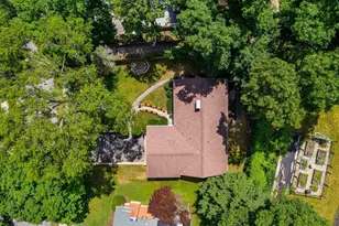 205 Gardner Rd, Brookline, MA 02445 - Photo 9