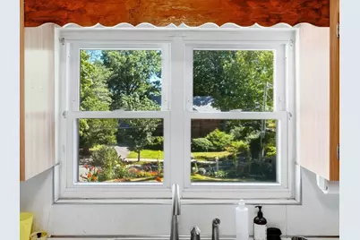 205 Gardner Rd, Brookline, MA 02445 - Photo 19