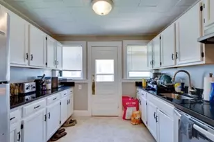 1085 Main St, Waltham, MA 02451 - Photo 3