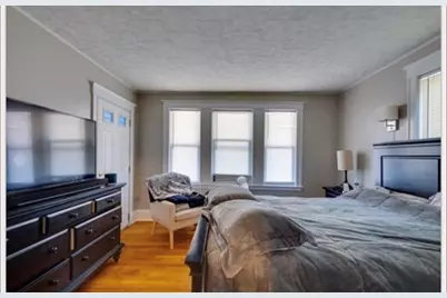 1085 Main St #1, Waltham, MA 02451 - Photo 5