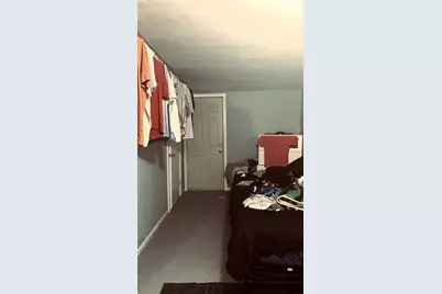 220R Hamilton St #1, Cambridge, MA 02139 - Photo 5