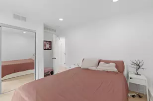 1584 Beacon St, Brookline, MA 02446 - Photo 23