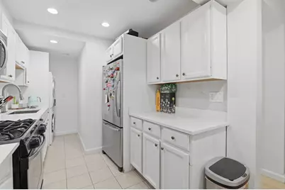 1584 Beacon St #A, Brookline, MA 02446 - Photo 15