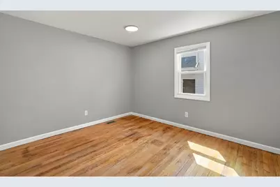 53 Silver Street, Springfield, MA 01107 - Photo 17