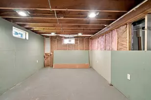 53 Silver St, Springfield, MA 01107 - Photo 23
