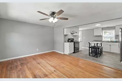 53 Silver Street, Springfield, MA 01107 - Photo 13