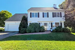 4 Pintail Rd, Walpole, MA 02081 - Photo 1