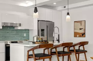 230 Friend St, Boston, MA 02114 - Photo 29