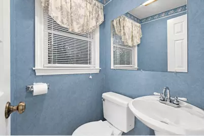 57 Hillcrest St, Waltham, MA 02451 - Photo 21