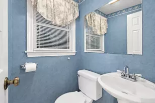 57 Hillcrest St, Waltham, MA 02451 - Photo 21