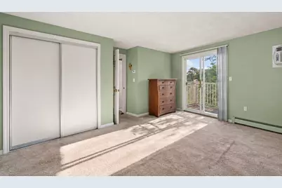 57 Hillcrest St, Waltham, MA 02451 - Photo 17