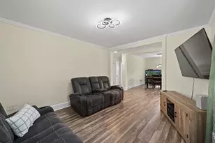 45 Stoddard Ave, Pittsfield, MA 01201 - Photo 9