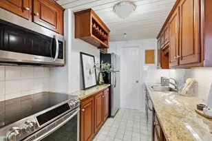 258 Marlborough St, Boston, MA 02116 - Photo 11