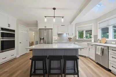 125 Walker St, Seekonk, MA 02771 - Photo 7